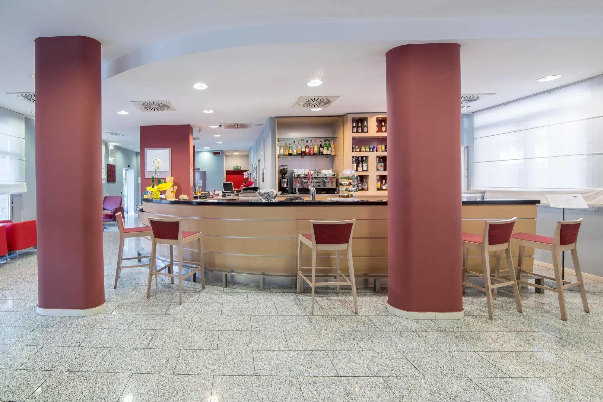 Idea Hotel Torino Mirafiori Exterior photo